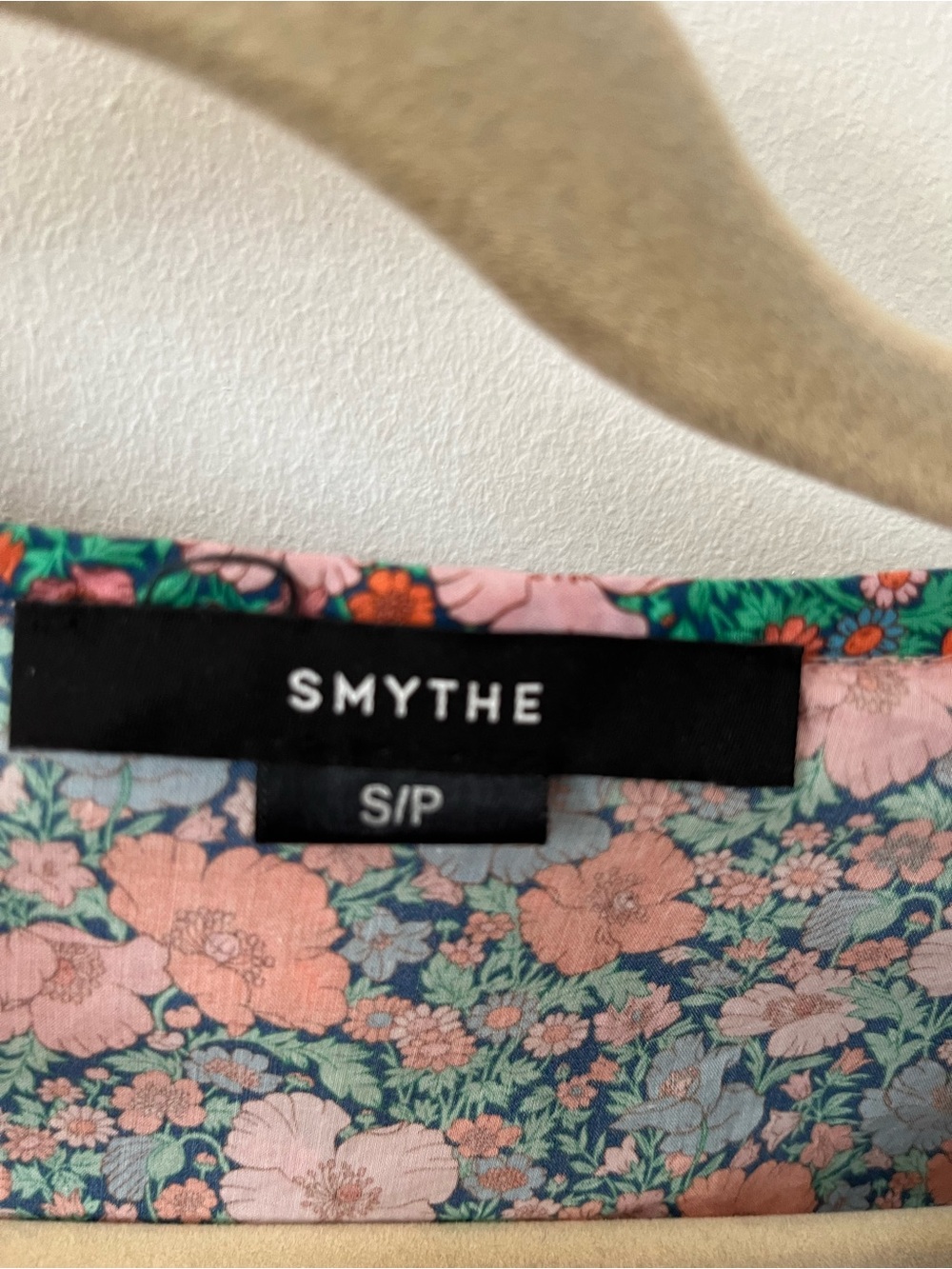 SMYTHE Green Floral Ruffle Tie-Neck Blouse with Pink & Orange Flowers - Picture 3 of 4